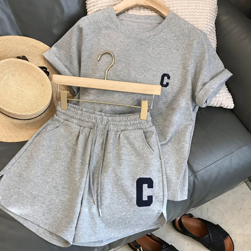 Kids Summer Sports Set 5-12 Years Fashion Letter Short Sleeve T-shirt & Loose Shorts 2-Piece Casual Thin Outfit for Boys Girls