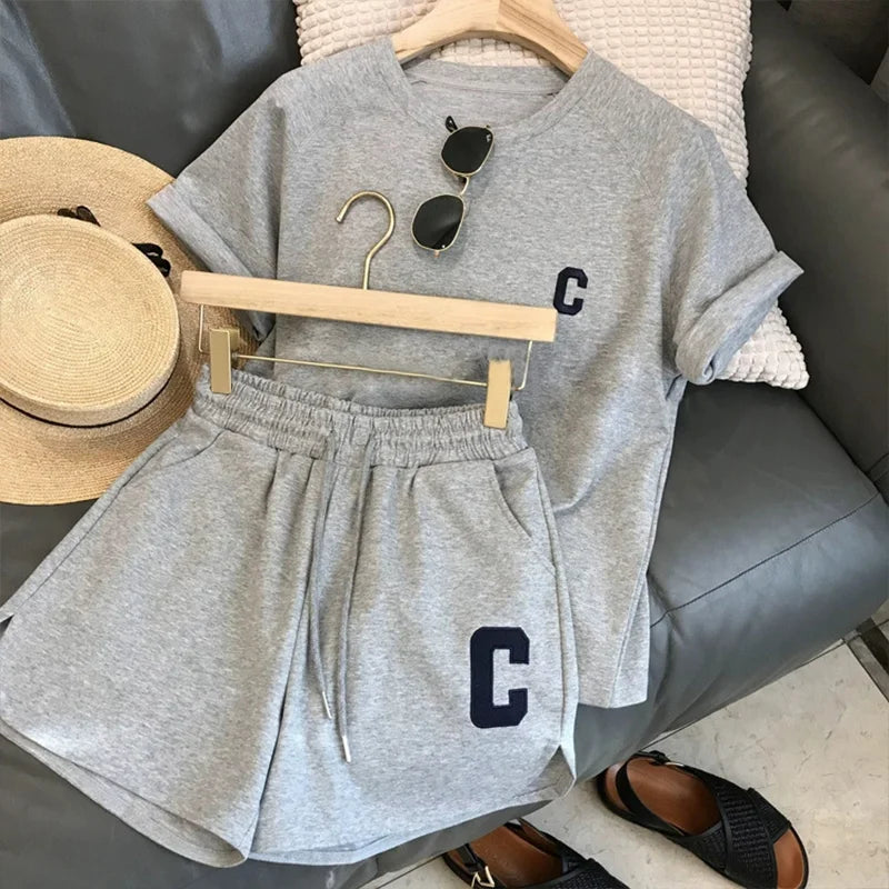 Kids Summer Sports Set 5-12 Years Fashion Letter Short Sleeve T-shirt & Loose Shorts 2-Piece Casual Thin Outfit for Boys Girls